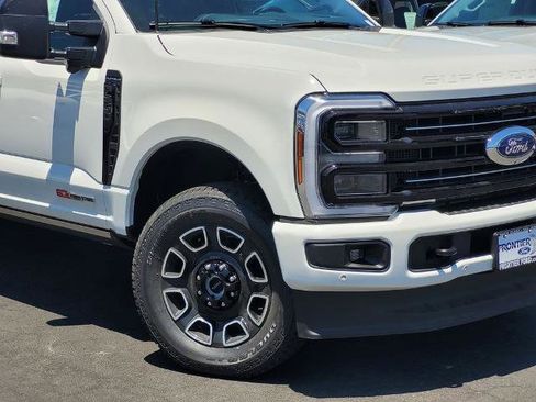 New 2025 Ford F350 Platinum image 3