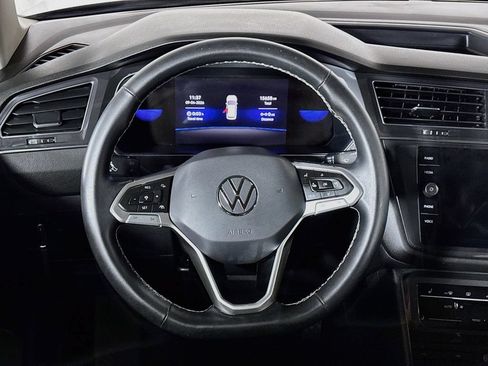 Used 2023 Volkswagen Tiguan SE FWD image 14