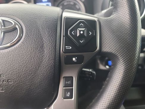 Used 2023 Toyota Tacoma SR5 AWD/4WD image 31