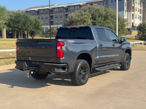 Used 2021 Chevrolet Silverado 1500 LT Trail Boss w/ Convenience Package II AWD/4WD image 4