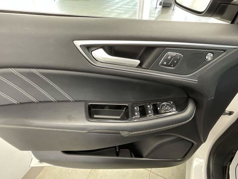 Used 2019 Ford Edge ST w/ Equipment Group 401A AWD/4WD image 30