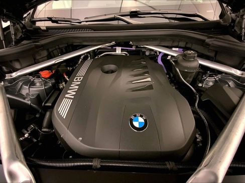 New 2026 BMW X5 xDrive40i w/ Climate Comfort Package image 8