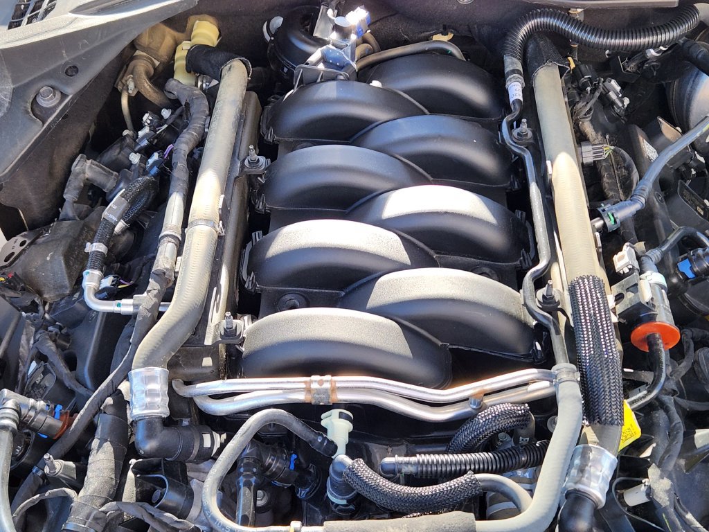 Used 2022 Ford Mustang GT Premium w/ Equipment Group 401A RWD image 15
