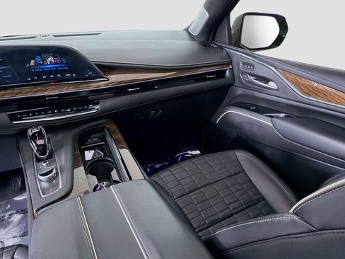 Used 2023 Cadillac Escalade Sport Platinum w/ LPO, ONYX Package AWD/4WD image 35