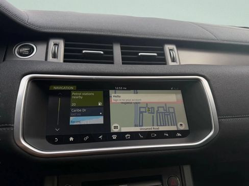 Used 2019 Land Rover Range Rover Evoque image 31