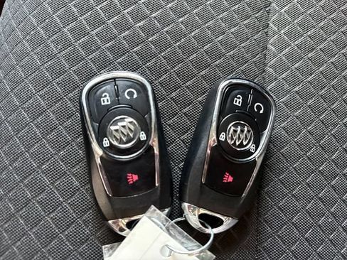 Used 2022 Buick Encore Preferred w/ Safety Package AWD/4WD image 18