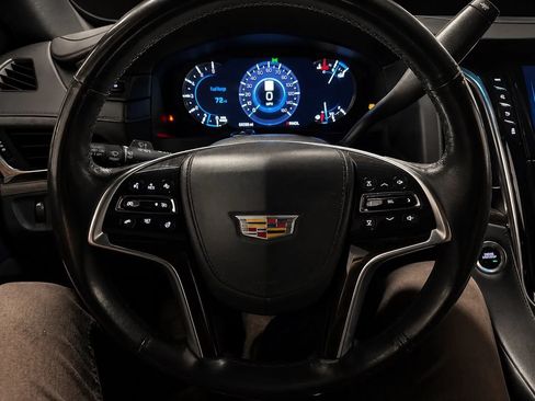Used 2019 Cadillac Escalade Platinum AWD/4WD image 32