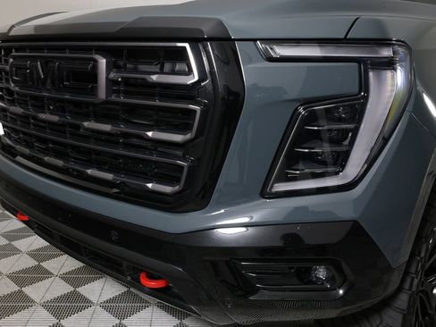 Used 2025 GMC Yukon AT4 Ultimate w/ LPO, Floor Liner Package AWD/4WD image 41