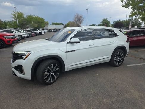 Used 2025 Volkswagen Atlas Cross Sport SEL Premium R-Line AWD/4WD image 1
