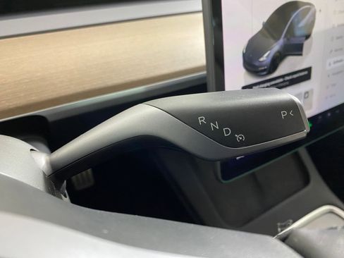 Used 2022 Tesla Model 3 Performance image 26