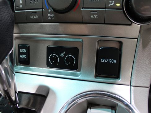 Used 2012 Toyota Highlander SE image 20