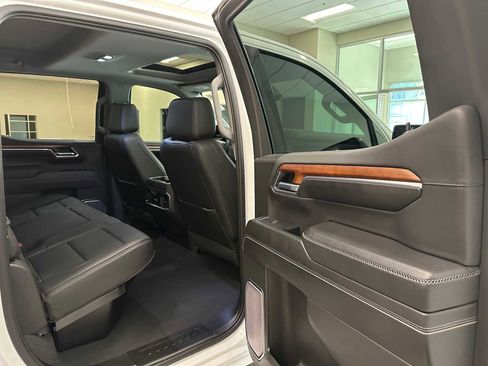 Used 2022 GMC Sierra 1500 Denali AWD/4WD image 26