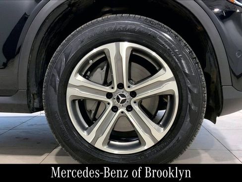Certified 2022 Mercedes-Benz GLC 300 4MATIC image 12