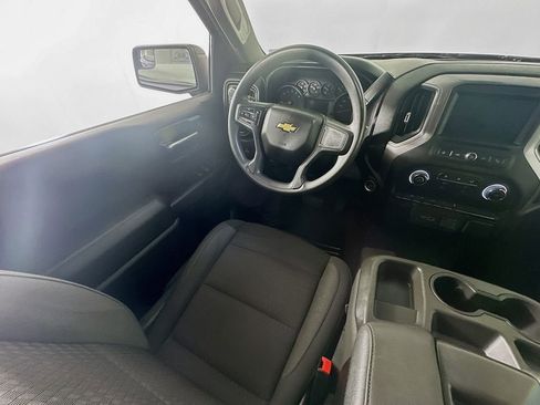 Used 2022 Chevrolet Silverado 1500 Custom image 9