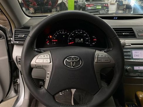 Used 2007 Toyota Camry XLE FWD image 23