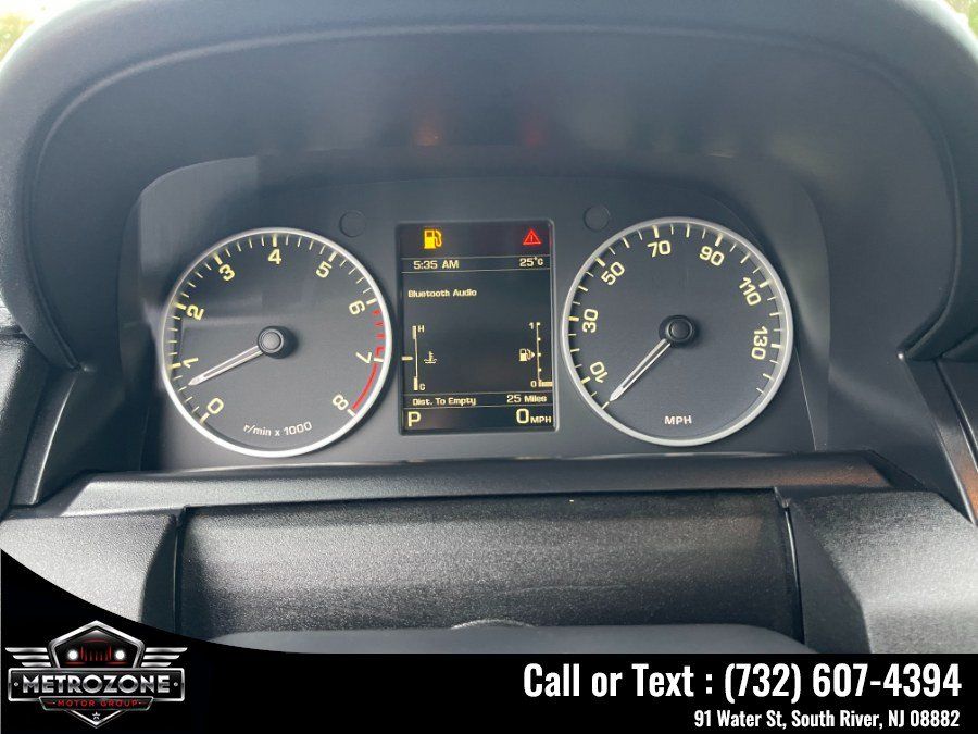 Used 2014 Land Rover LR4 AWD/4WD image 28