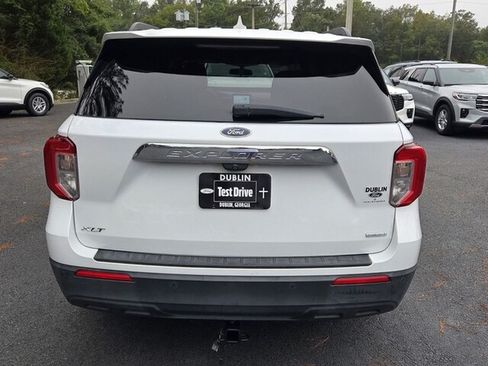 Used 2020 Ford Explorer XLT w/ Comfort Package RWD image 13