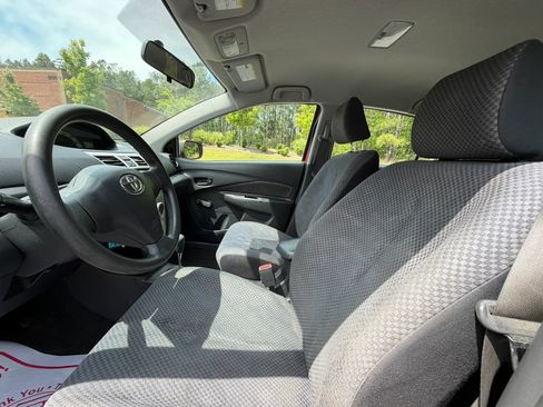 Used 2008 Toyota Yaris S FWD image 10