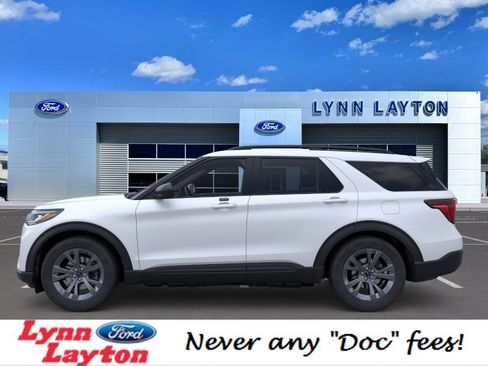 New 2026 Ford Explorer Active w/ Active Comfort Package AWD/4WD image 3