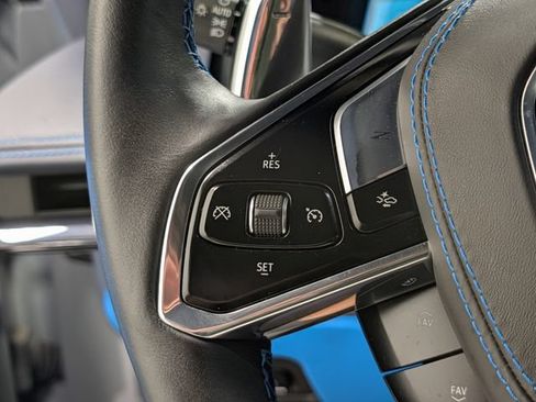 Used 2024 Chevrolet Corvette Stingray Premium Conv w/ Z51 Performance Package RWD image 28