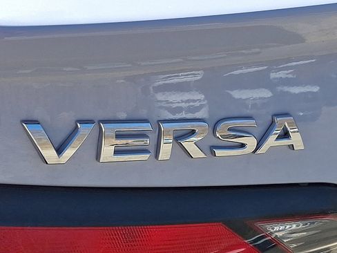 New 2025 Nissan Versa SR FWD image 12