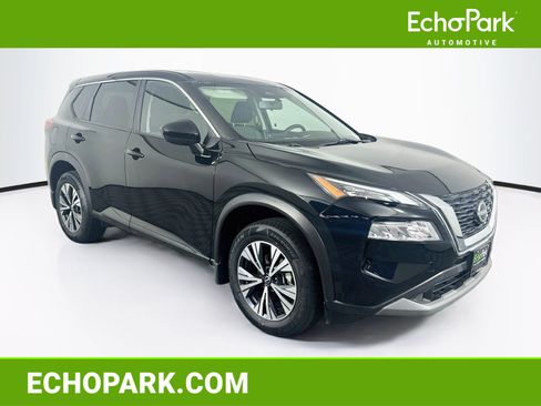 Used 2023 Nissan Rogue SV FWD image 1