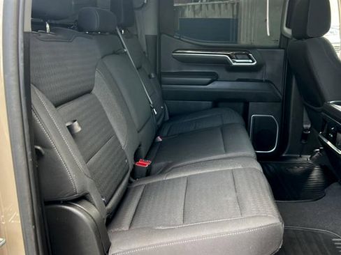 Used 2023 GMC Sierra 1500 Elevation w/ X31 Off-Road Package AWD/4WD image 30