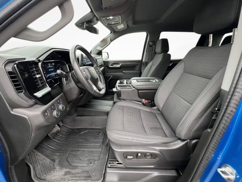 Used 2023 Chevrolet Silverado 1500 LT w/ Protection Package image 18