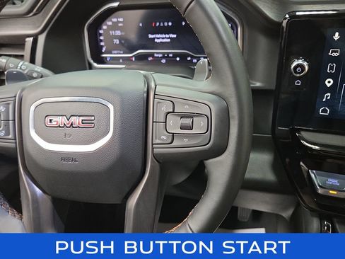 Used 2025 GMC Sierra 1500 AT4 w/ Technology Package AWD/4WD image 18
