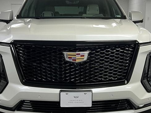 Certified 2025 Cadillac Escalade Sport Platinum image 30