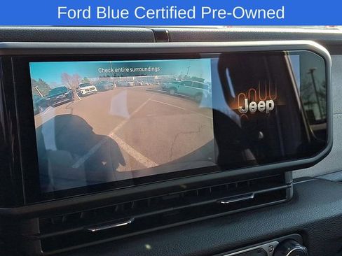 Used 2024 Jeep Wrangler Sport image 18