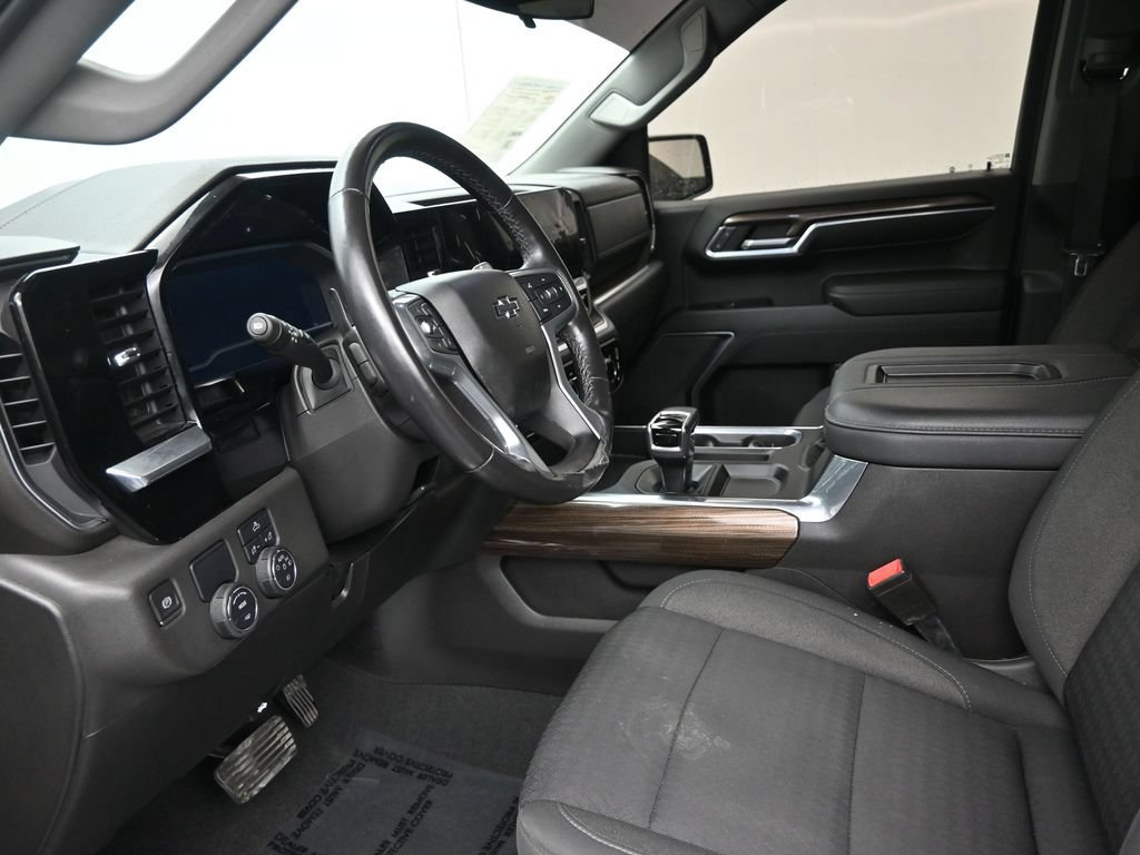 Used 2022 Chevrolet Silverado 1500 RST w/ Protection Package RWD image 10
