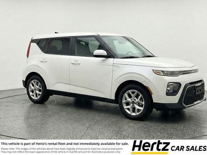 Used 2025 Kia Soul LX w/ LX Technology Package