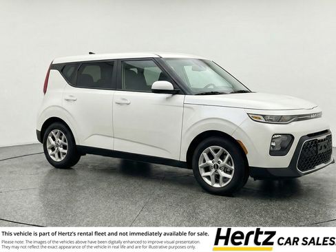 Used 2025 Kia Soul LX w/ LX Technology Package image 1