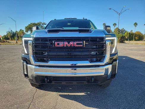 New 2026 GMC Sierra 3500 Pro image 3