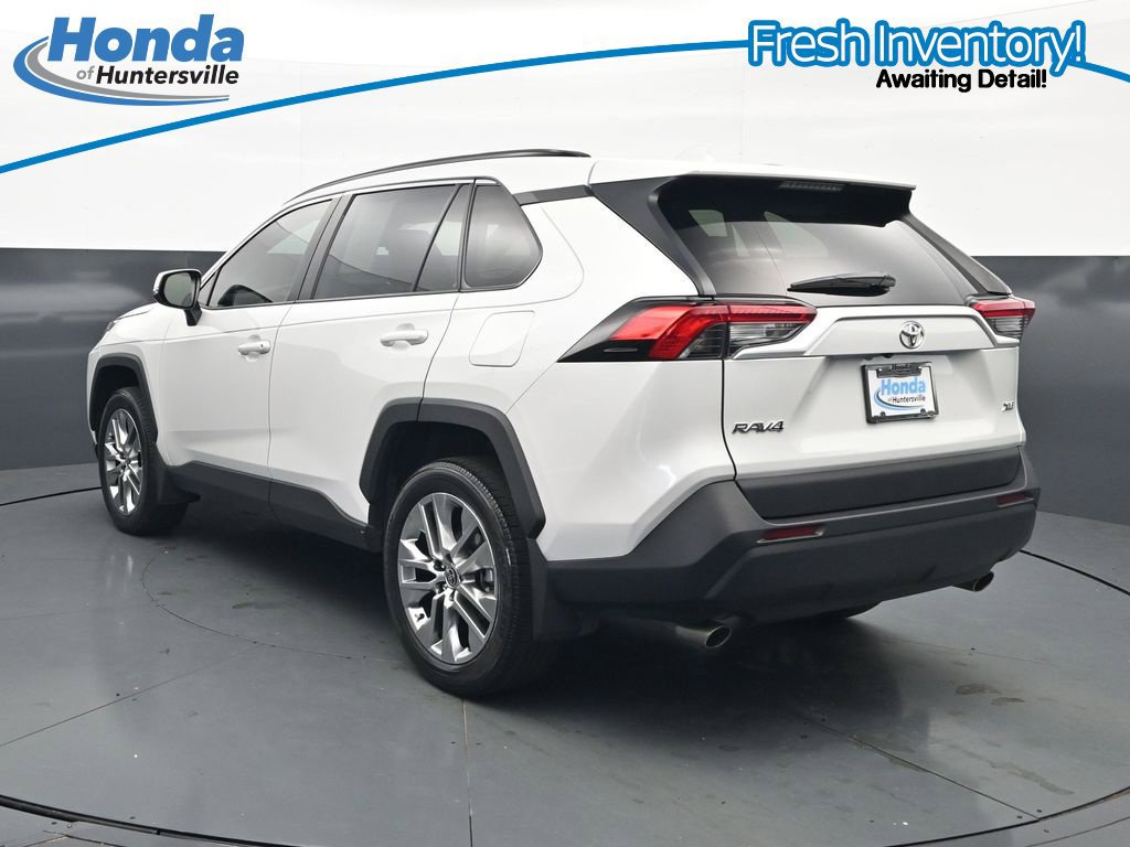 Used 2024 Toyota RAV4 XLE Premium FWD image 8