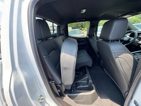 New 2026 Chevrolet Colorado W/T w/ WT Custom Package RWD image 23