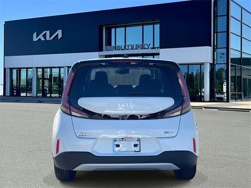 New 2025 Kia Soul EX image 5