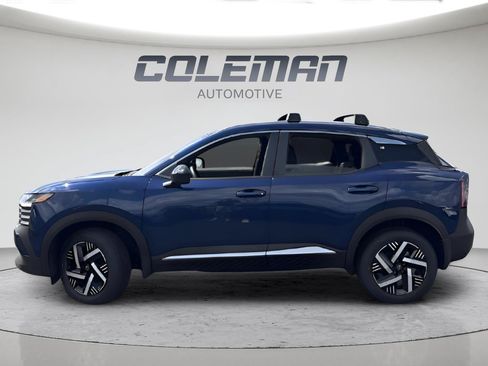 New 2026 Nissan Kicks SV FWD image 2