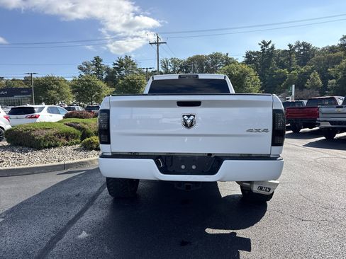 Used 2019 RAM 1500 Express image 7