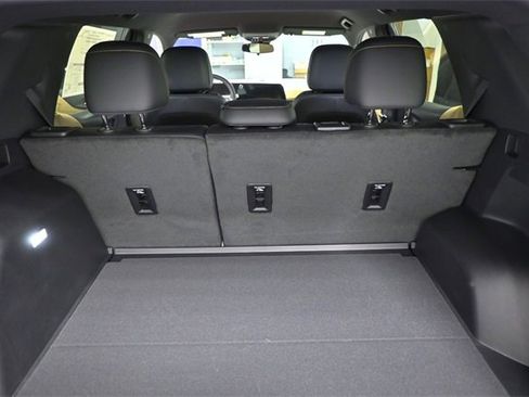 New 2026 Chevrolet Equinox ACTIV w/ Convenience Package III image 15