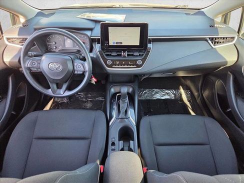 Used 2024 Toyota Corolla LE image 16