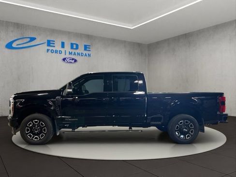 Used 2026 Ford F250 Platinum AWD/4WD image 9