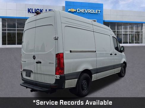 Used 2024 Mercedes-Benz Sprinter 2500 image 8