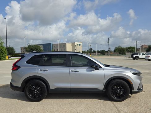 Used 2026 Honda CR-V Sport image 2