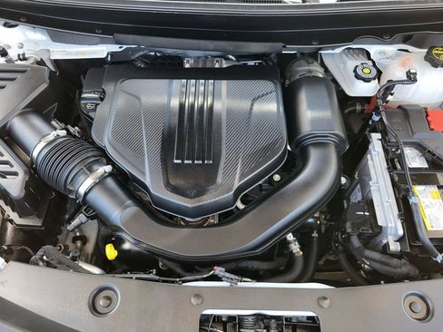Used 2025 Buick Enclave Preferred AWD/4WD image 23