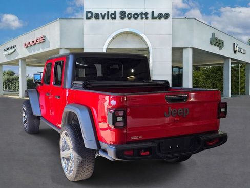 Used 2021 Jeep Gladiator Rubicon AWD/4WD image 7