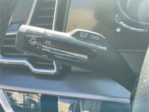 Used 2023 Kia Sportage EX image 17