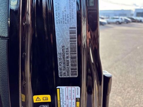 Used 2022 Jeep Wrangler Unlimited Sahara image 30