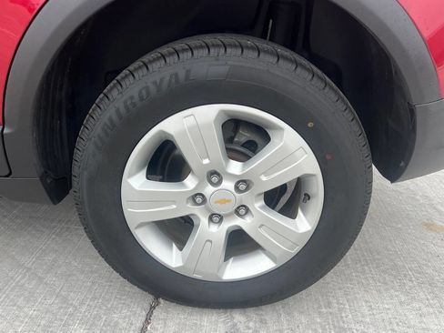 Used 2014 Chevrolet Captiva Sport LS image 18